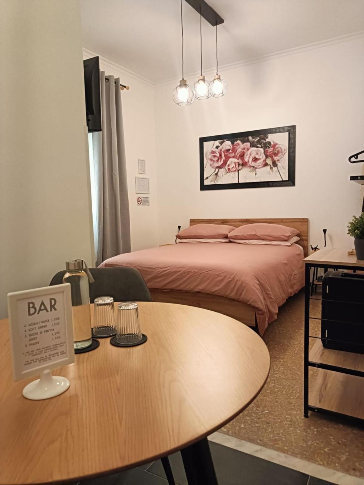 Rose Antiche Vatican B&B Рим Екстер'єр фото