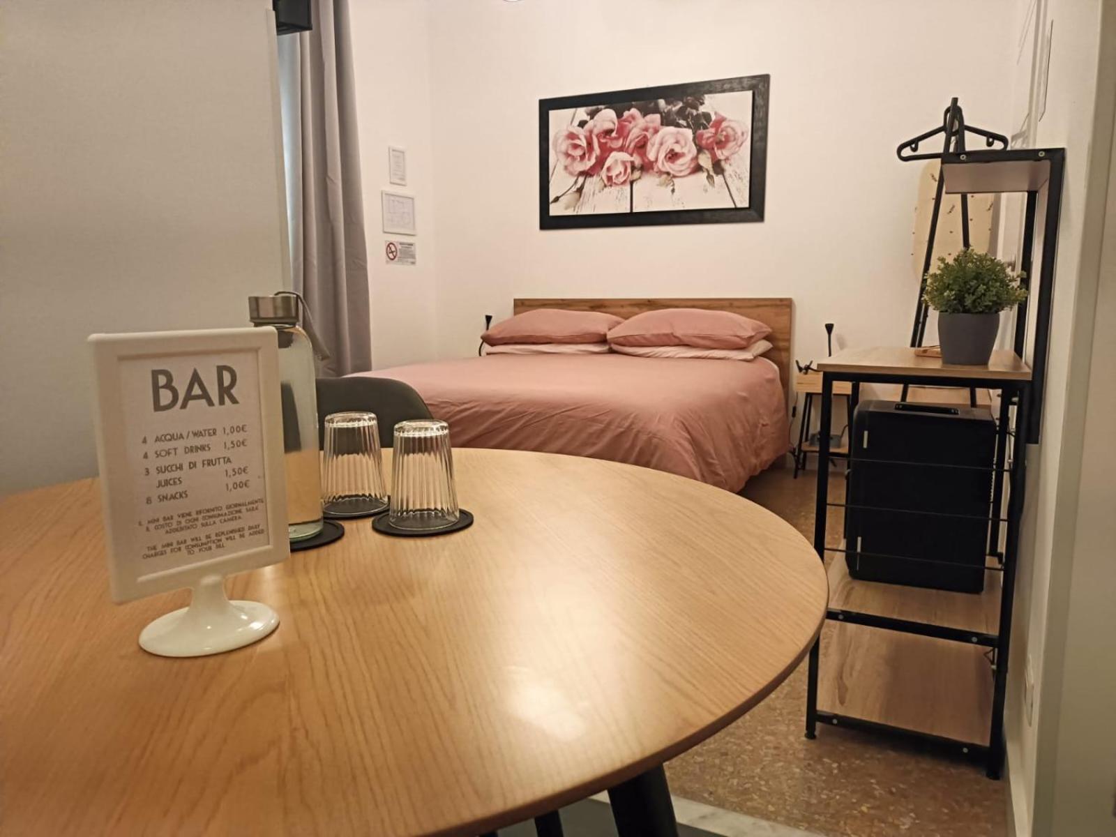 Rose Antiche Vatican B&B Рим Екстер'єр фото