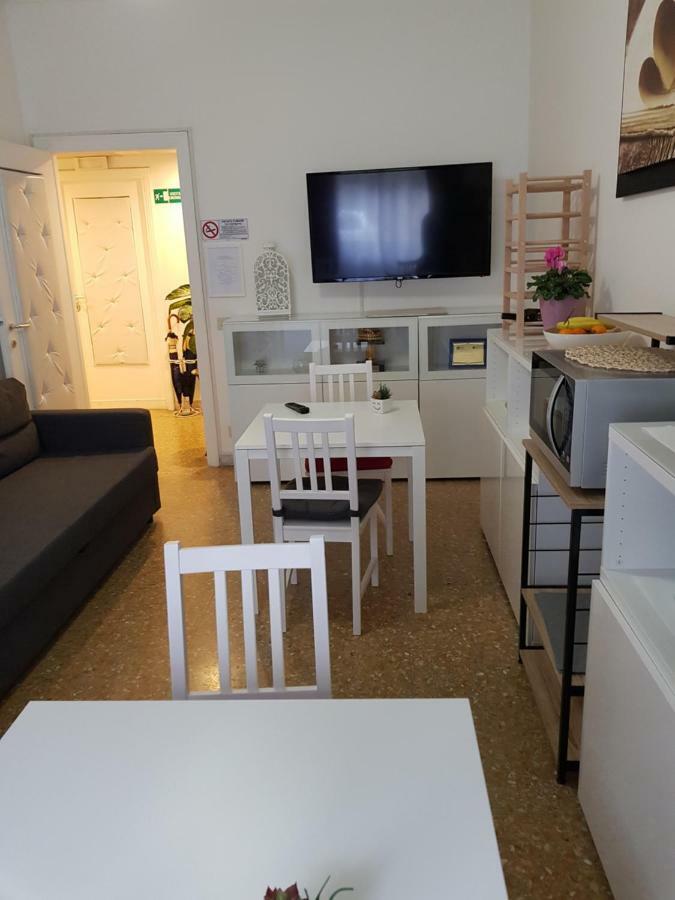 Rose Antiche Vatican B&B Рим Екстер'єр фото