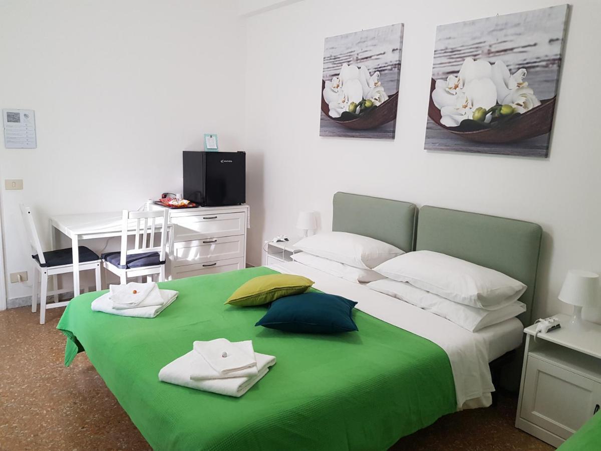 Rose Antiche Vatican B&B Рим Екстер'єр фото